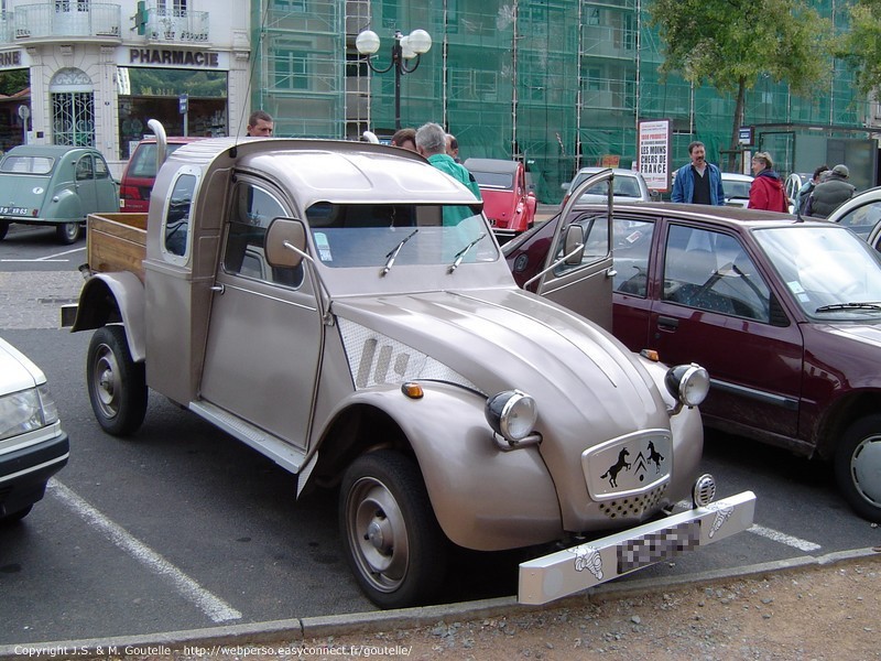 2CV pickup (réalisation personnelle très réussie)