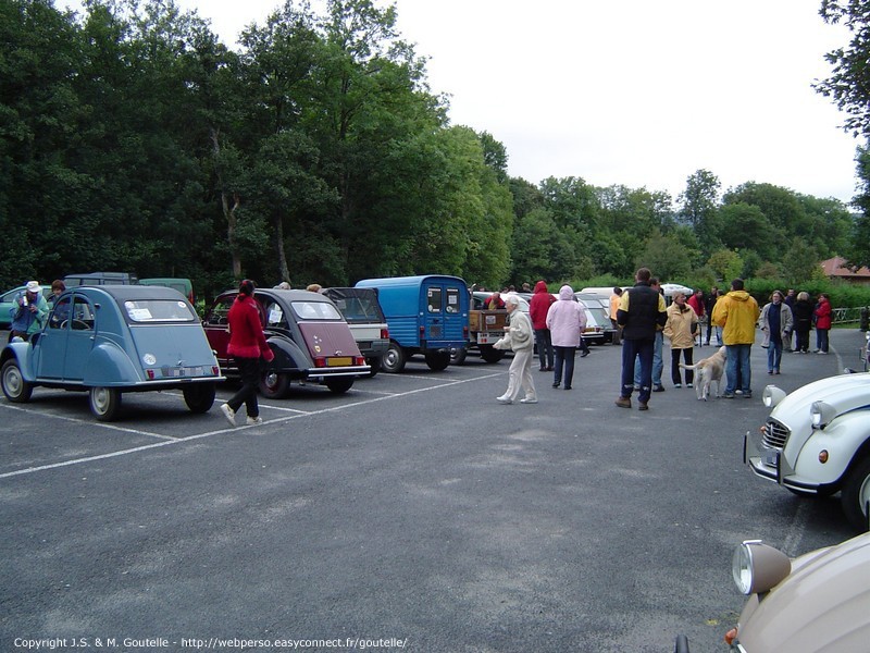 Arrivée du rallye à St-Anthème