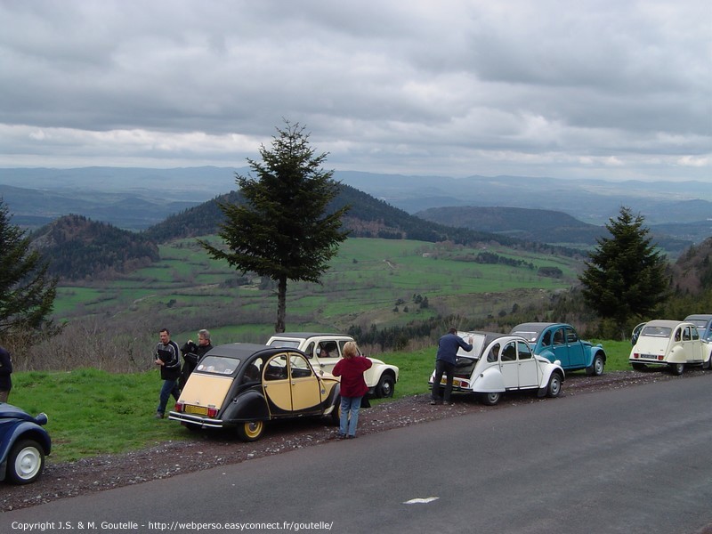 Panorama sur le bassin du Puy