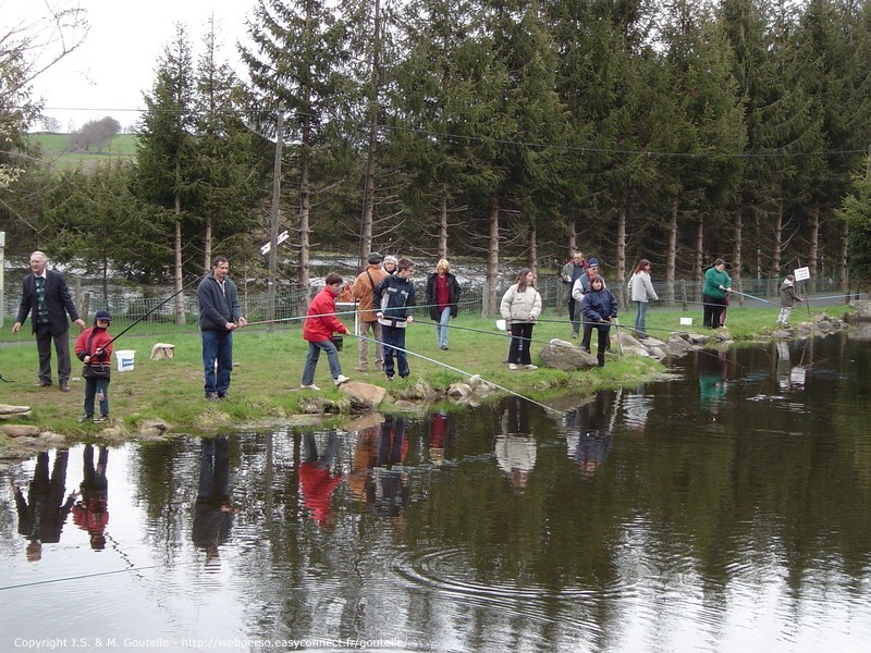 Partie de pêche à la truite