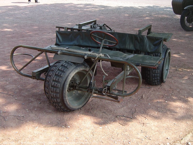 Tricycle militaire d'origine belge