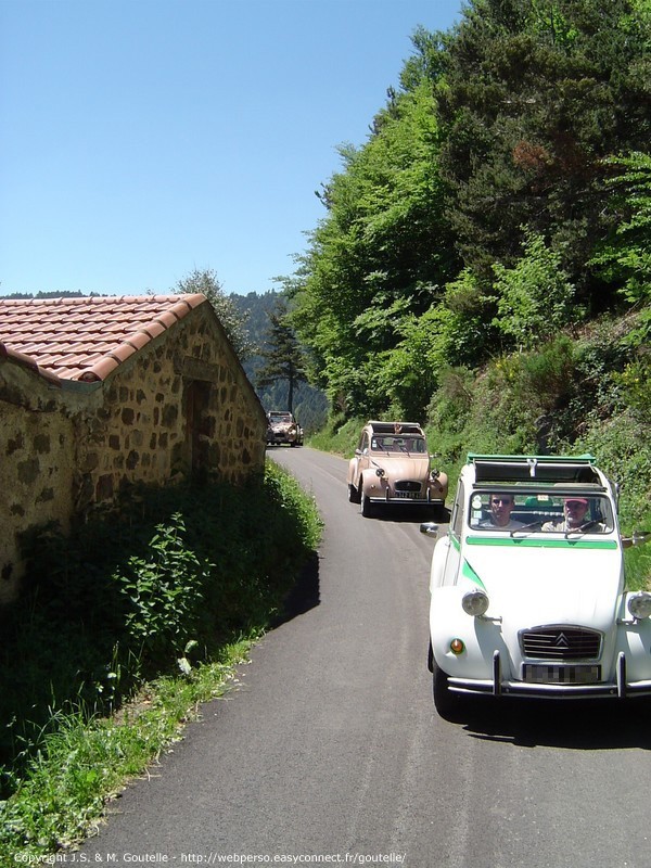 En direction de la chapelle de St-Sabin