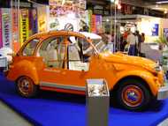 Une 2CV amphibie