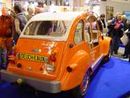 Une 2CV amphibie