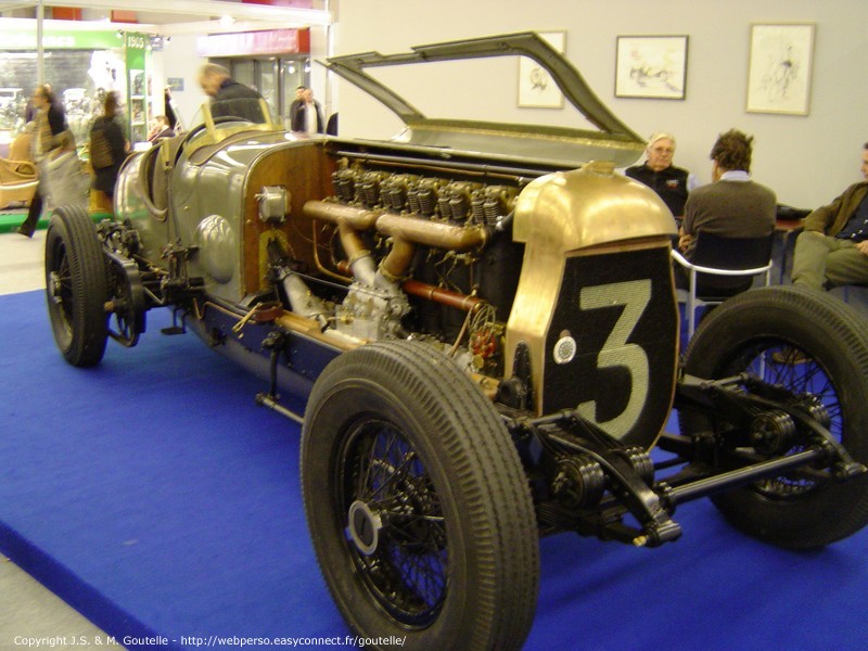 Une voiture argentine