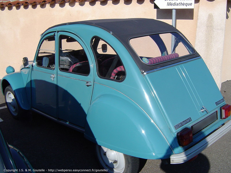 Une belle 2CV spécial E