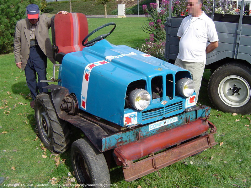 Mini-tracteur avec un moteur de 2CV