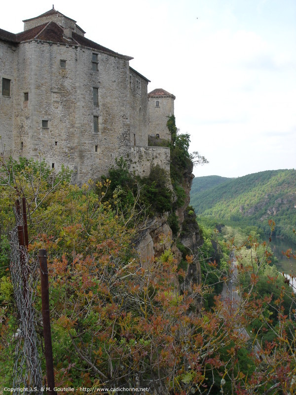 Le village de Bruniquel