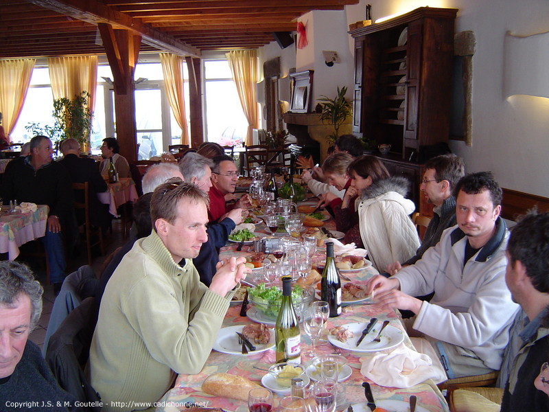 Le repas a réchauffé tous les convives