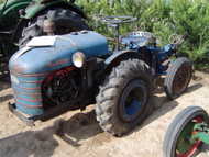 Tracteur agricole