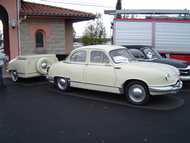 Panhard PL17 avec remorque