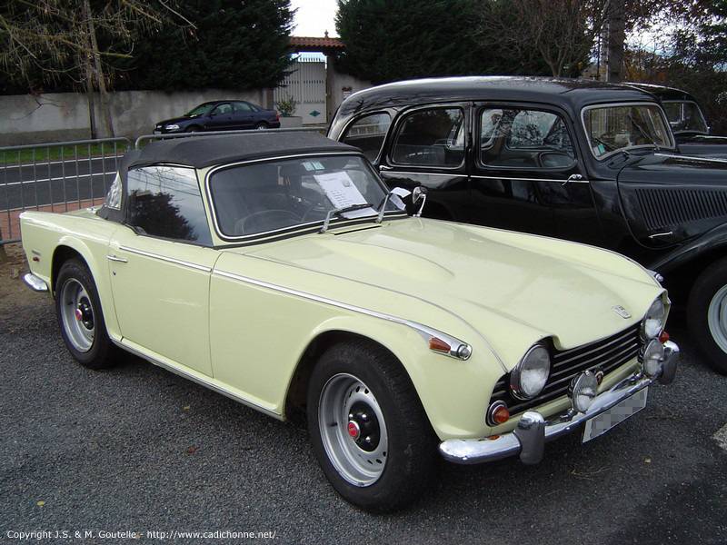 Triumph TR5