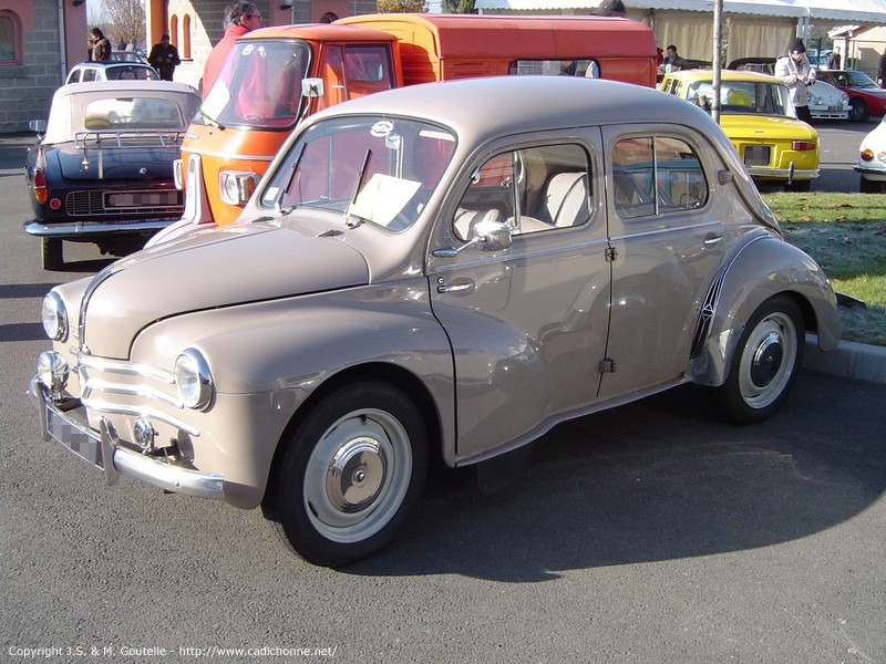 Renault 4CV