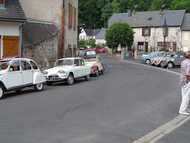 Avant la bénédiction des 2CV