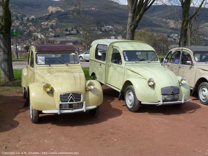 2CV Jaune Panama AC307 et Jaune Pastis AC310