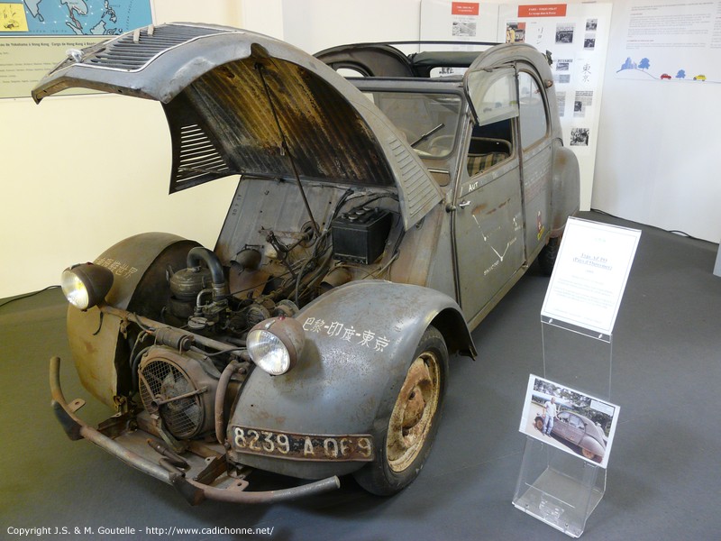 2CV de Jacques Cornet et Georges Kihm, Paris-Tokyo 1955-56