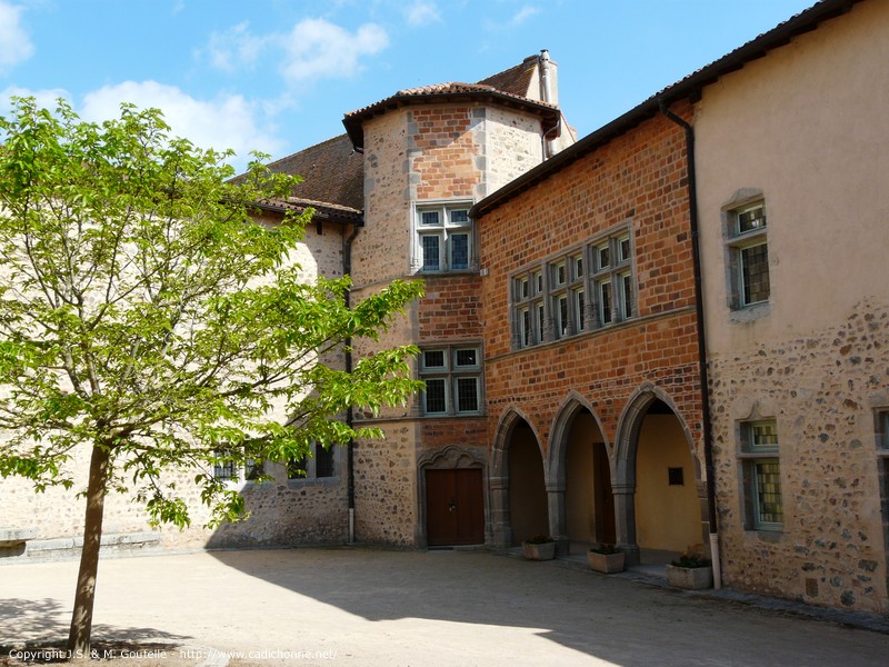 Le village de Pommiers