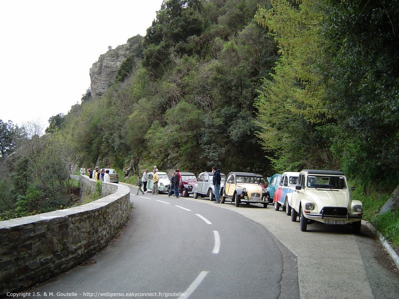 Sur la route de la corniche