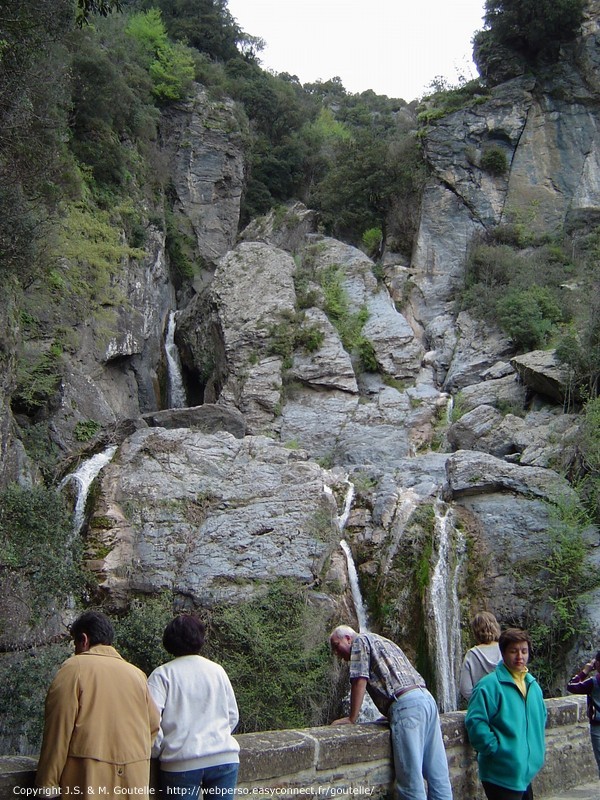 Sur la route de la corniche